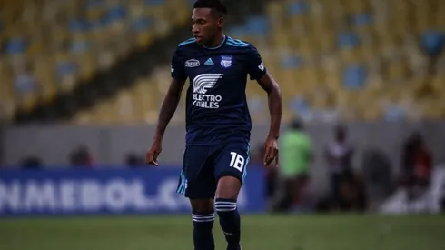 Emelec vs Deportivo Lara por la Copa Libertadores.