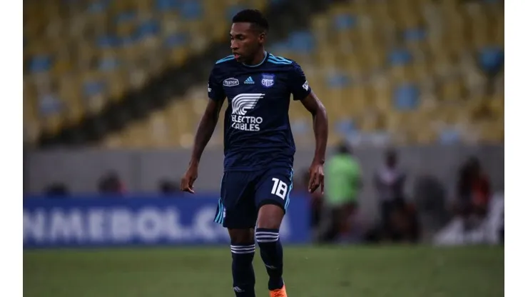 Emelec vs Deportivo Lara por la Copa Libertadores.