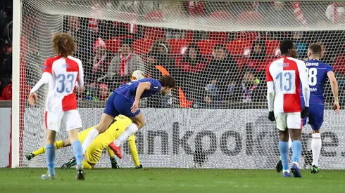 Sin Higuaín y con pocos minutos de Hazard, Chelsea se lo ganó sobre el final al Slavia