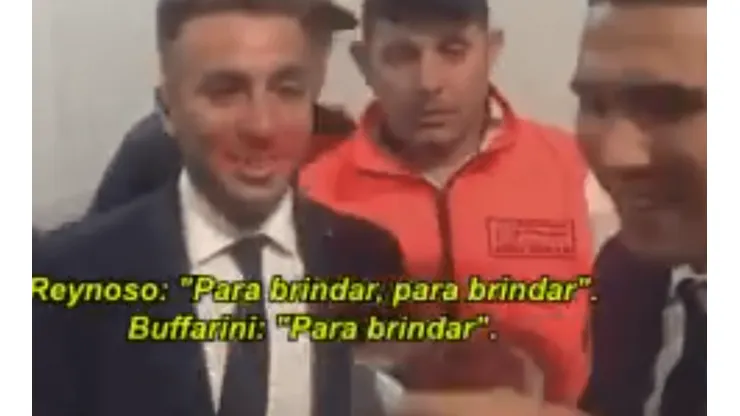 Bien cordobeses: Bebelo le preparó un fernet a Buffarini para celebrar el triunfo de Boca