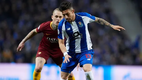 Corona es titular en el partido ante Liverpool.