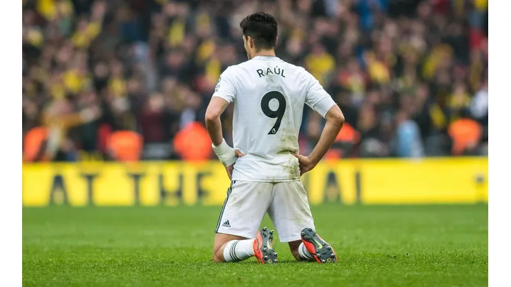 Raúl y una dura derrota con el Wolves.