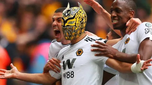 El capitán del Watford se burló de la máscara de Raúl Jiménez