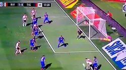 Borré bailó en el área y tiró un centro para que Rojas meta el 1 a 0 de River