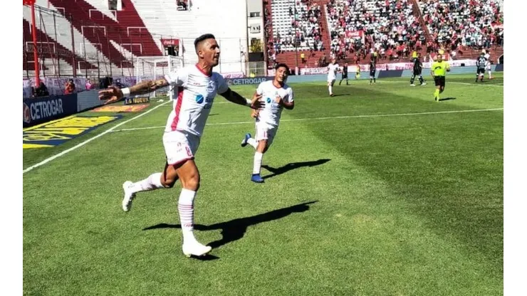 Huracán ganó ante un Atlético Tucumán que cierra una increíble campaña y sueña con la Sudamericana