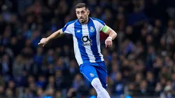 Herrera se metió entre los cinco extranjeros con más partidos en el Porto y lo presumió en las redes