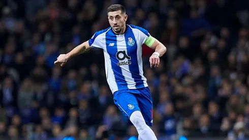 Herrera se metió entre los cinco extranjeros con más partidos en el Porto y lo presumió en las redes