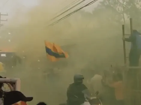 El sensacional recibimiento de la porra de Tigres a sus jugadores en la previa al duelo ante Santos Laguna