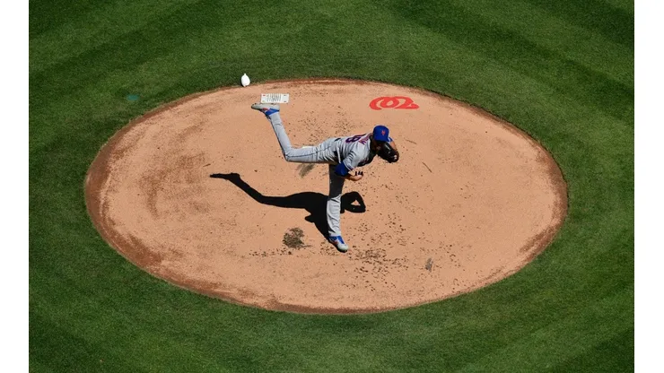 Jacob deGrom igualó un récord histórico con sus 14 ponches