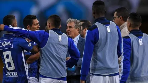 De un lado dos goles y del otro dos rojas: Millonarios volvió a lo más alto