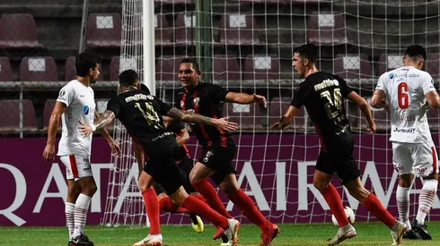 Deportivo Lara hundió aún más a Huracán y ganó su segundo partido en el día