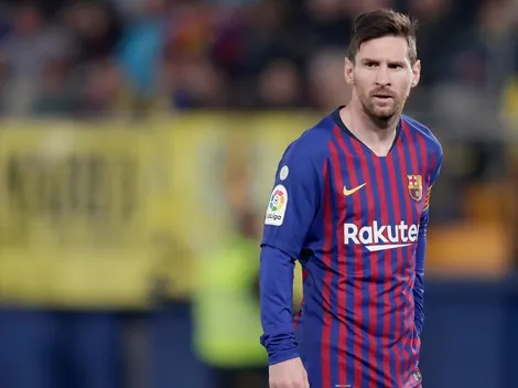 La mejor definición: "Messi hace de Iniesta, Xavi y sigue haciendo de Messi"