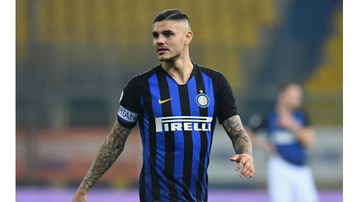 No pega una: Icardi vuelve al Inter, pero ahora los barras del club lo quieren expulsar