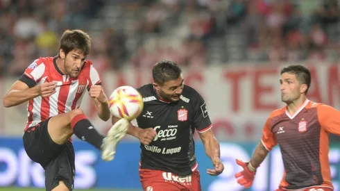 Reparto de puntos en La Plata.