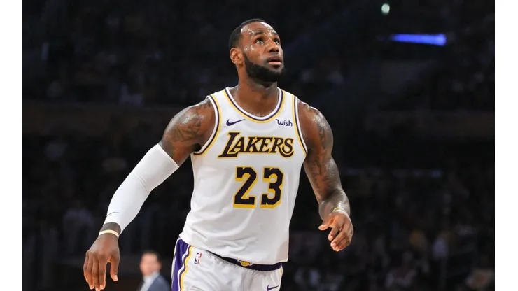 LeBron James le hizo una extraña promesa a sus compañeros de los Lakers