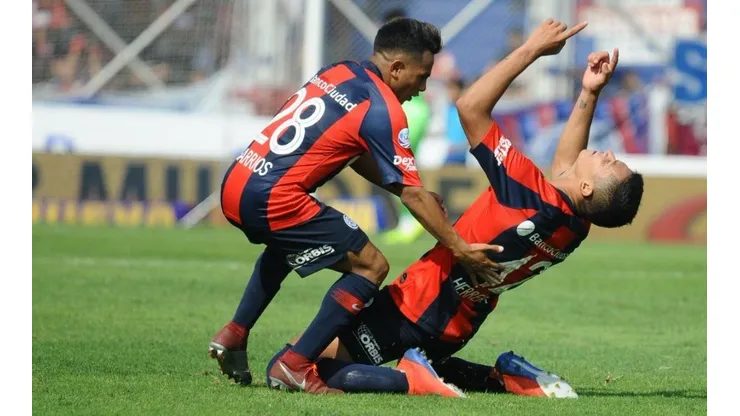 Herrera celebra el gol del empate. (Foto:Gimnasia)