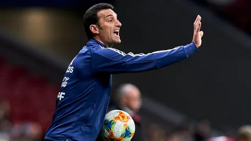 Scaloni decidió quienes van al banco de suplentes frente a Marruecos.