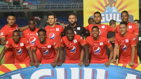 Dos futbolistas del América terminan contrato en junio