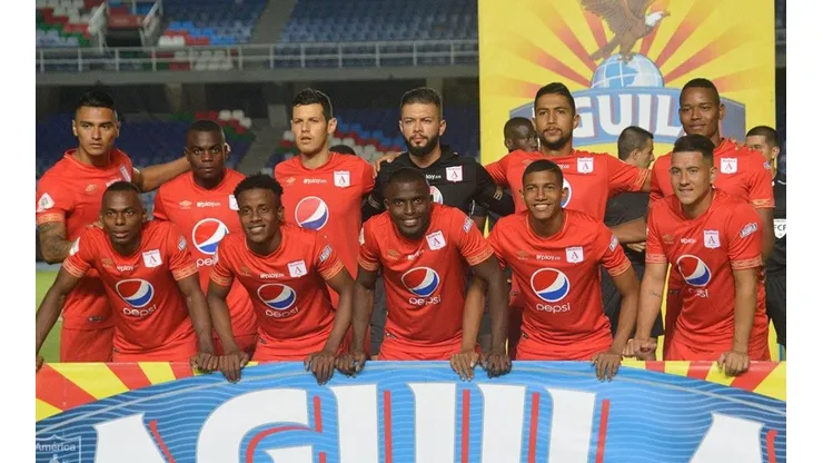 Dos futbolistas del América terminan contrato en junio