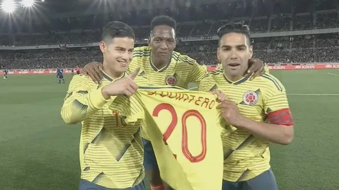 Les pudimos leer los labios: las palabras de Yerry Mina, James y Falcao para Juanfer Quintero