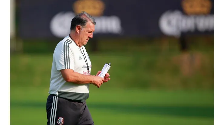 Martino quiere imponer sus condiciones en El Tri.