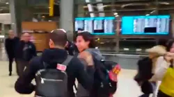 ¡Insólito!: Guardado retó a Lainez en plena entrevista y tuvo que retirarse en silencio