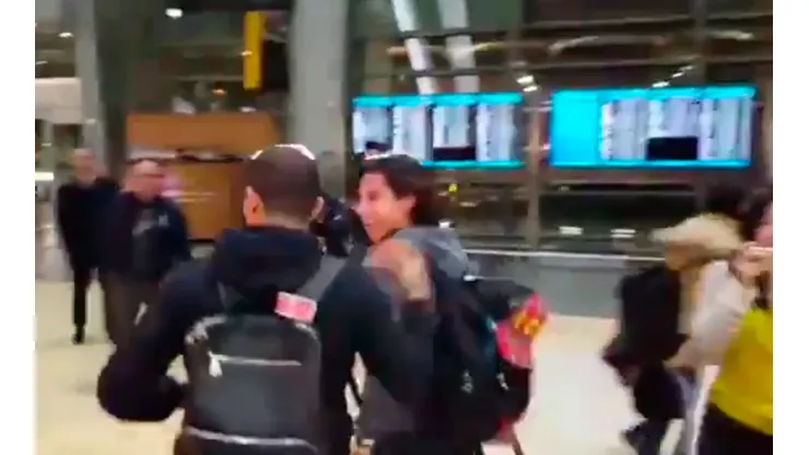 ¡Insólito!: Guardado retó a Lainez en plena entrevista y tuvo que retirarse en silencio