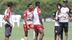 Perú se entrenó antes de irse a EEUU