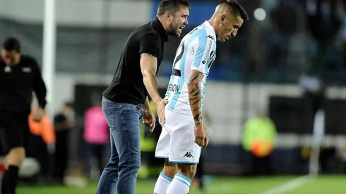 Centurión está feliz: va a poder volver a jugar en Racing, pero no con Coudet