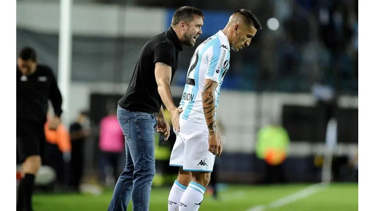 Centurión está feliz: va a poder volver a jugar en Racing, pero no con Coudet