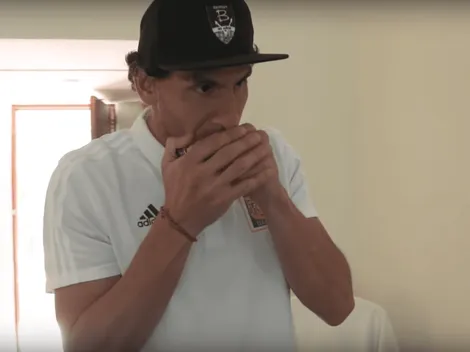 Guzmán quizo mostrar sus dotes musicales pero terminó haciendo el ridículo con la armónica