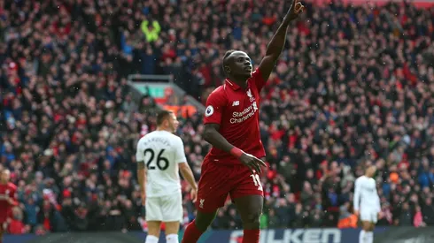 Liverpool se lo dio vuelta al Burnley y no da tregua al City