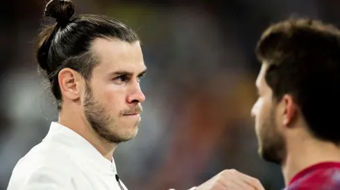 EN EL OJO DE LA TORMENTA. Gareth Bale pasó desapercibido en El Clásico (Foto: Getty).