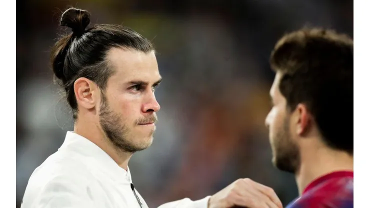 EN EL OJO DE LA TORMENTA. Gareth Bale pasó desapercibido en El Clásico (Foto: Getty).