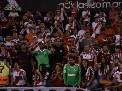 El "mosaico" que los hinchas de River desplegaron ayer en el Monumental recordando el gol del Pity a Boca