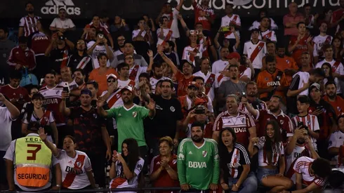 El "mosaico" que los hinchas de River desplegaron ayer en el Monumental recordando el gol del Pity a Boca