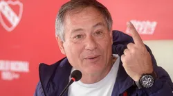 Ariel Holan reaccionó.