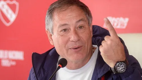 Ariel Holan reaccionó.