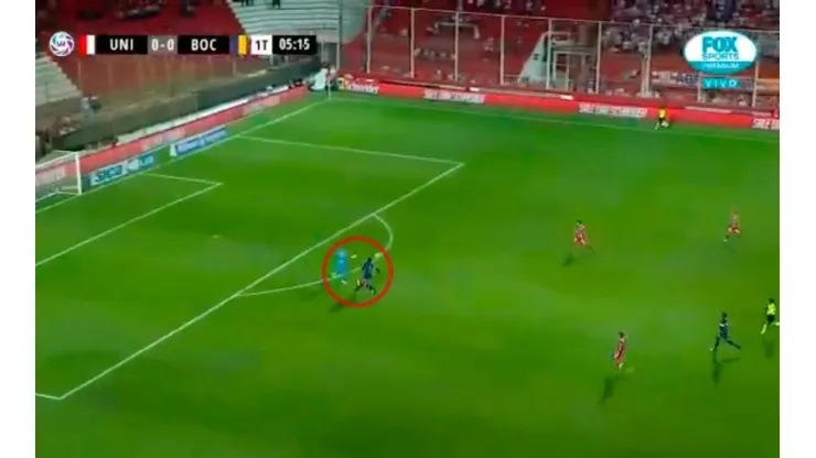 La acción del gol anulado a Ábila.