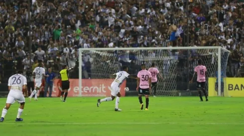 Estalla la polémica: ídolo de Universitario dispara contra Alianza por ayuda arbitral