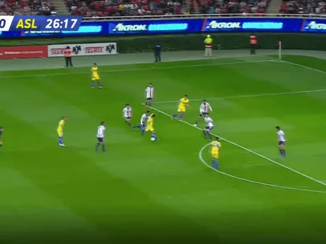 Noé Maya colgó la pelota en el ángulo de media vuelta para la sorpresa de todos en el Akron