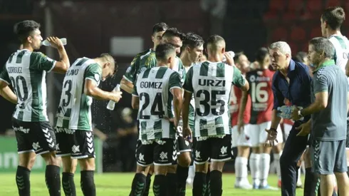 Banfield vs Juventud Unida por la Copa Argentina.