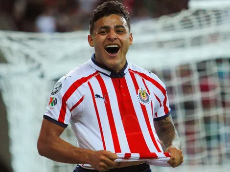 Alexis Vega le respondió duramente a Macías sobre Chivas