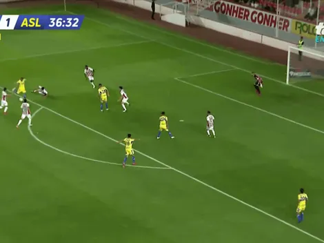 Leandro Torres enganchó dos veces y la tiró por encima del portero para el segundo de San Luis