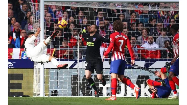 Casemiro silenció el Wanda con una pirueta espectacular