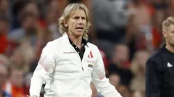 El DT de Universitario reveló qué le dijo Ricardo Gareca sobre el futbolista peruano