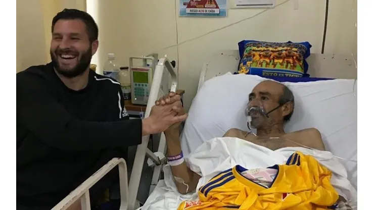 Gignac utillizó las redes para despedir a los dos fallecidos.
