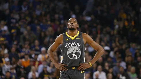 Kevin Durant vuelve a pegarle a la prensa cuando le hablan de los Knicks