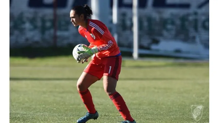 Florencia, arquera de River, le mandó un mensaje a Boca: "Se agarran de la B para tapar los malos momentos"