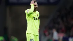 Muy curiosa: la camiseta blanca con una cruz roja que Barcelona no sacará a la luz